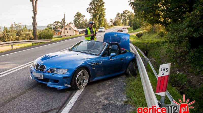 Kolizja BMW z VW w Ropie, sprawca odjechał z miejsca zdarzenia!