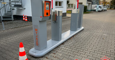 Postój pod szpitalem w Gorlicach będzie płatny. Dyrekcja zamontowała szlabany.