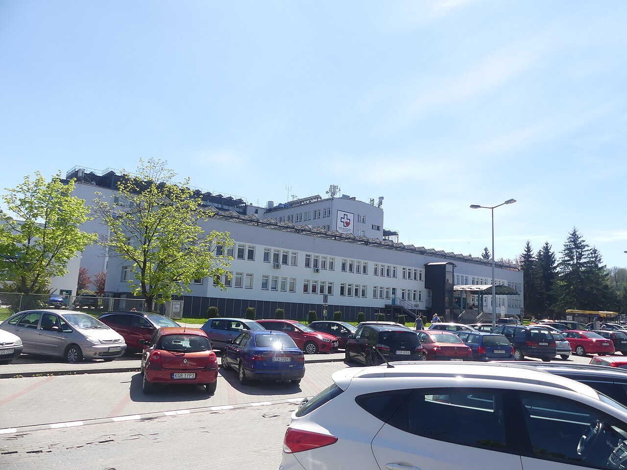 15 etatów mniej w gorlickim szpitalu. Dyrekcja tnie koszty