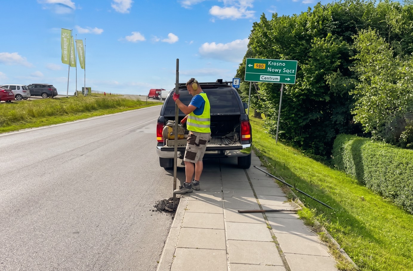 Badania gruntu i operaty wodnoprawne w Beskidach. Czym zajmuje się geolog i dlaczego jego rola przed inwestycją w Gorlicach jest kluczowa? Badania gruntu i operaty wodnoprawne w Beskidach. Czym zajmuje się geolog i dlaczego jego rola przed inwestycją w Gorlicach jest kluczowa?